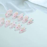 Ongles faits à la main purs courts en forme d'ongle d'amande étoile dorée Style de point coloré de haute qualité réutilisable usine en gros