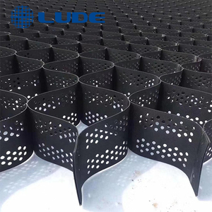 Geocelle in HDPE per Protezione di Pendii, Mattoni a Nido d'Ape per Pavimentazione in Calcestruzzo, Trattamento di Fondazioni Morbide per Ferrovie, Aeroporti e Strade - Product Image 1