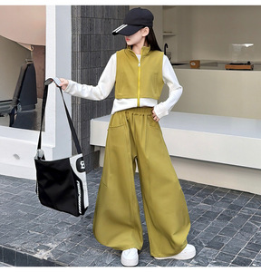 Nuovo Set Casual 2 Pezzi per Ragazze Adolescenti 2026: <span class=keywords><strong>Felpa</strong></span> <span class=keywords><strong>Bianca</strong></span> e Verde con Cerniera + Pantaloni Larghi - Product Image 5