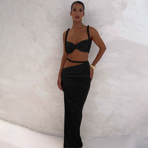 Atractivo Conjunto de Falda Larga de 2 Piezas para Mujer Ropa de Playa Top Corto de Tirantes y Falda con Abertura Alta para Chicas - Product Image 5
