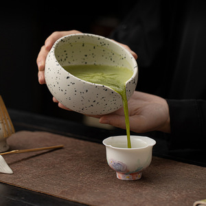 Ensemble cadeau matcha en céramique mouchetée personnalisé de 4 pièces, kit de cérémonie du thé japonais pour les amateurs de thé - Product Image 3