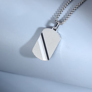 Collier pendentif géométrique en acier inoxydable personnalisé avec gravure de nom, modèle 2026, pour hommes, vente en gros fabricant - Product Image 2