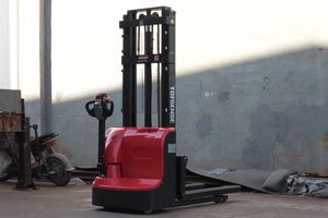 1500kg 2000kg Altura de elevación 1600mm-3500mm Batería Manual Hidráulico <span class=keywords><strong>Mini</strong></span> Alcance Carretilla elevadora Apilador eléctrico - Product Image 4