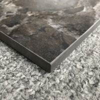 Carreaux de sol en marbre noir et blanc à carreaux Carreaux noirs et dorés Carreaux de céramique d'importation de Dubaï 60x60cm