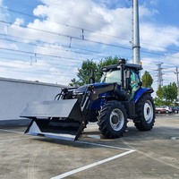 Le tracteur diesel de 120 hp est livré avec une cabine climatisée de luxe et un chargeur frontal.
