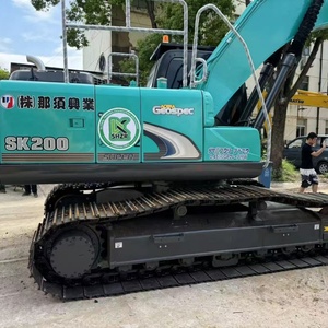 Excavatrice sur chenilles d'occasion Kobelco SK200 – Offre Spéciale – Matériel d'occasion du Japon – Kobelco SK200 60 75 130 135 140 210 350 - Product Image 3