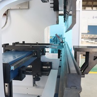 JUGAO 4 Axes 6 Axes Automatique Mini Hydraulique Petite Presse Plieuse CNC 63T 1500mm Plieuse de Tôle