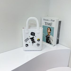 Bolsa de playa, cesta para lavar verduras, bolsa de gelatina, nueva bolsa de mano informal impermeable de EVA con diseño de dibujos animados y orificios DIY, transfronteriza - Product Image 1