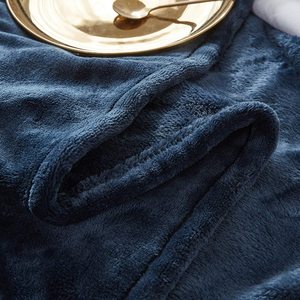 Couverture en peluche OEM à prix d'usine pour chambre à coucher, douce, 100 % polyester, en sherpa, flanelle, polaire et corail - Product Image 4