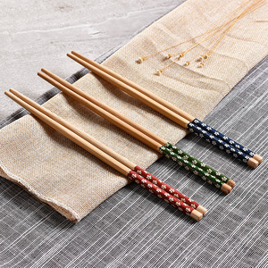 ตะเกียบไม้สไตล์ญี่ปุ่นลายดอกไม้ 3 คู่สำหรับใช้ในครัวบ้าน - Product Image 2