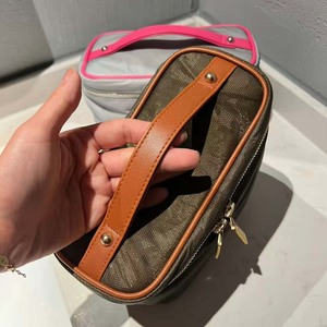 Bolsa Organizadora Grande Reutilizable Ecológica de PU Tyvek para Mujer, Bolsa de Cosméticos Portátil Personalizada con Cierre, Bolsa de Maquillaje Geométrica Colgante para Viaje - Product Image 5