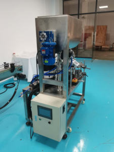 Best Seller sapone automatico Ketchup salsa BBQ salsa di Noodle dolci detersivo <span class=keywords><strong>per</strong></span> bucato maschera giradischi ugello macchina riempitrice - Product Image 4