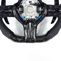 Volant en fibre de carbone forgée pour F10 F11 F15 F18 F20 F23 F25 F30 F32 F35 F40 F80 E84 E87 E90 E92 E93 Accessoires de voiture