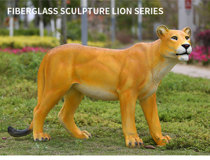 Guangzhou prezzo di fabbrica decorazione esterna a grandezza naturale in resina di vetro leone statua scultura giardino ornamenti leone - Product Image 2