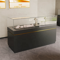 Éclairage rotatif Appliques murales sans cadre Étagère en verre Vitrine Perruque Cheveux Magasin pliant avec tiroir Type de produit Vitrines