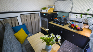 Casa Rodante Tipo Cabover de Diseño Innovador en Venta <span class=keywords><strong>para</strong></span> Camioneta Toyota Hilux Diésel 4x4 - Product Image 2