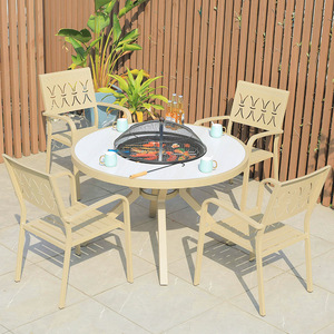 Giải Trí Hiện Đại Khung Hợp Kim Nhôm Bàn Ăn Kính Thiên Văn Mở Rộng Dài Ngoài Trời Nhựa Gỗ Bảng Cho Ban Công Khách Sạn - Product Image 1