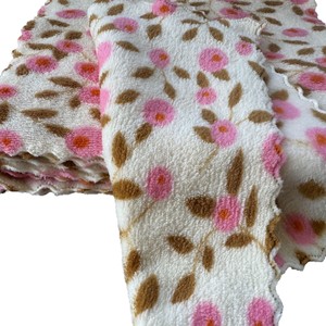 Paño de Cocina de Microfibra con Estampado Floral Xin Zhong Hua, Toalla de Cocina Pequeña Cuadrada Absorbente - Product Image 3