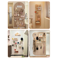 Rak Display Pegboard Putih Besar Serbaguna untuk Menyimpan Boneka, Jam, Foto, Tas, Tanaman, Buku