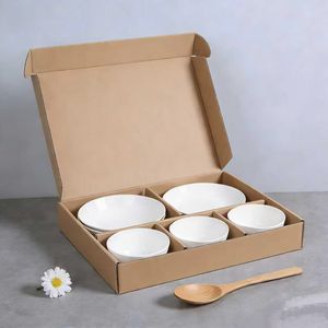 Caja de Envío Clásica de Cartón Corrugado Color Kraft con Logotipo Personalizado para Regalos - Product Image 4