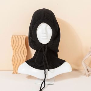 หมวกไหมพรมกันหนาวสำหรับผู้หญิงพร้อมที่ปิดหู |   หมวกขนแกะฟลีซอุ่นๆ |   ดีไซน์ช่วยปรับรูปหน้าให้เรียวสำหรับคนที่มีรอบศีรษะใหญ่ - Product Image 6