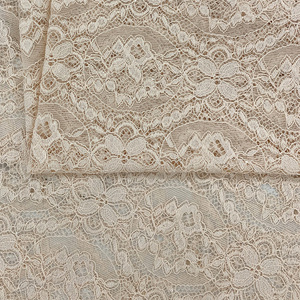 Dentelle Chantilly élégante rose à fleurs <span class=keywords><strong>en</strong></span> maille transparente de rayonne avec sequins de haute qualité pour robes féminines et accessoires de mariée - Product Image 2