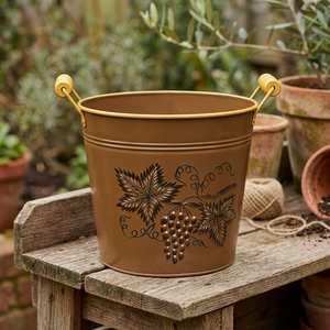 Jardinera de Hierro Galvanizado con Recubrimiento Epóxico, Estilo Rústico, Duradera y Ligera para Hogar y Jardín - Product Image 1