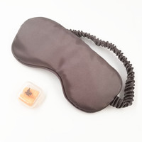 Masque pour les yeux en soie vente en gros masque de sommeil en soie à sangle élastique sans pression oculaire cadeau rabattu pour hôtel avec bouchons d'oreille
