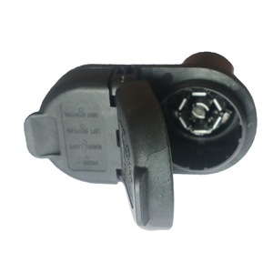 Conector de Remolque de 4 Pines y 7 Pines 9U5Z-14489-MAA UAC7047 Negro para Reemplazo y Reparación - Product Image 2