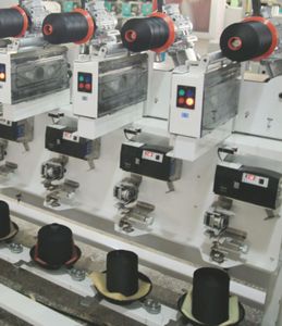 KC212D bobineuse de précision numérique de fil à broder et de fil à coudre de haute qualité - Product Image 4