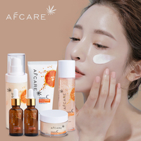 Kit Facial Anti-Âge Éclaircissant à la Vitamine C en Gros pour OEM, Marque Privée, Hydratant, Soin de la Peau à l'Hamamélis, Centella, AHA, Rétinol