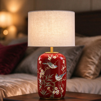 Lampe de table en céramique peinte à la main avec abat-jour en tissu à motifs d'oiseaux et de fleurs, style chinois, lampe de bureau LED pour chambre à coucher, salon, hôtel, décoration de la maison