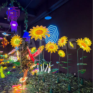 Luces Decorativas LED para Exteriores con Diseño de Girasol para Navidad, IP65, con Colores Personalizables para Parques Públicos y Espacios para Eventos - Product Image 5