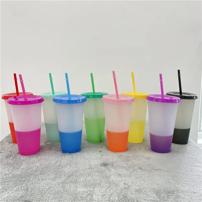 Yeni stil 16oz 24oz renk kullanımlık buzlu plastik soğuk kapaklı kupa ve soğuk su içecekleri için payet 5 set