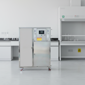 Système de filtration par osmose inverse commercial 1000LPH 6400GPD avec armoire intégrée et réservoir de stockage pour unité de recherche en laboratoire RO - Product Image 1