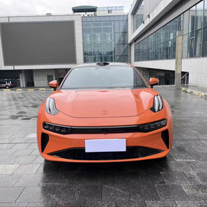 SUV <span class=keywords><strong>hybride</strong></span> rechargeable Li Auto L6 Max gris abordable 2024 avec une puissance de calcul de <span class=keywords><strong>508</strong></span> TOPS pour l'exportation mondiale - Product Image 1