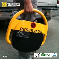 Prix abordable 455*435*70mm 6.5kg Limiteur de stationnement automatique pour espace dédié avec capteur de télécommande pour blocage de porte de garage