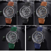 Jam Tangan Pria Bergaya Quartz dengan Tali Kulit Tebal, Casing Paduan Besar, Desain Tiga Mata, Aksesori Bisnis Modis dan Dekoratif