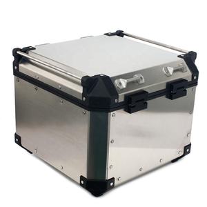 Coffre à <span class=keywords><strong>bagages</strong></span> <span class=keywords><strong>de</strong></span> moto argent, boîtier <span class=keywords><strong>de</strong></span> rangement arrière en aluminium pour moto - Product Image 2