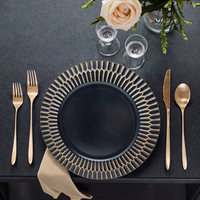 Assiette de présentation en plastique PP de 13 pouces, personnalisée, motif végétal, couleur sur mesure, Phnom Penh, pour mariage et fête, vente en gros