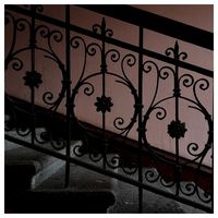 Rampe d'escalier en fer forgé de style classique, balustrade en acier galvanisé, garde-corps de sécurité extérieur pour appartement duplex résidentiel