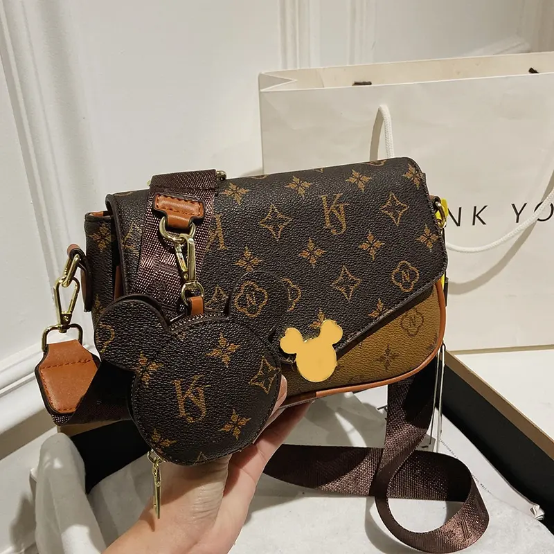 Designer Handbags Famous Brands Chain Waist Bag Hand Bag Fanny Packs Fashion Purses And Handbags Ladies Wide Strap Crossbody Bag
