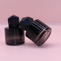 Botol Semprot Silinder Kaca Gradien Hitam 50ml dengan Logo Kustom MOQ Rendah, Botol Parfum dengan Tutup Bentuk Unik Hitam