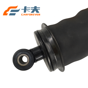 OEM品質 WG1642440085 トラック用エアサスペンションキット ゴム製キャブショックアブソーバー シノトラック豪沃向け - Product Image 3