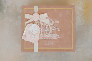 Boîte cadeau personnalisée pour bébé en velours et daim Tiroir Sac à monnaie Boîtes <span class=keywords><strong>de</strong></span> coffre pour cadeaux Bijouterie pour enfant Boîte <span class=keywords><strong>souvenir</strong></span> pleine lune - Product Image 6