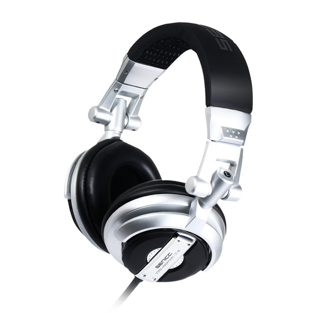 Professional Over Ear Studio Headsets Equipment Foldable 50 mm Dynamic Type Surround Stereo Wired for Recording and Monitoring