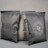Sac d'emballage pour vêtements en plastique transparent mat PE imprimé sur mesure, résistant à l'humidité, avec fermeture éclair coulissante pour vêtements, chaussettes