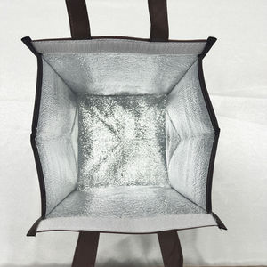 Sac isotherme jetable en aluminium non tissé pour la livraison de plats à emporter et l'emballage de repas frais - Product Image 4
