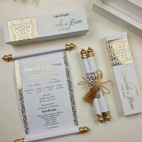 Cartes d'invitation de mariage islamiques enroulées en papier, style créatif, estampage à chaud doré, boîte unique avec pompon