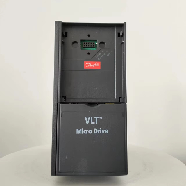 For FC-051P1K5S2E20HXBXCXXXSXXX 136N8924 1.5kW Single Phase 220V IP20 AC/DC/AC VFD Drive
